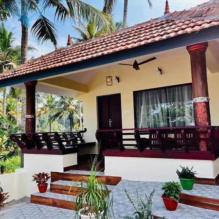 Maadathil Cottages Varkala Extérieur photo